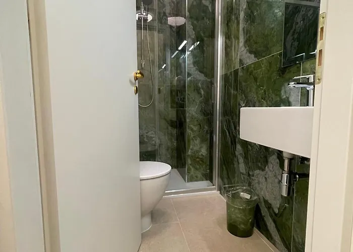 Opera House Penzion 3*