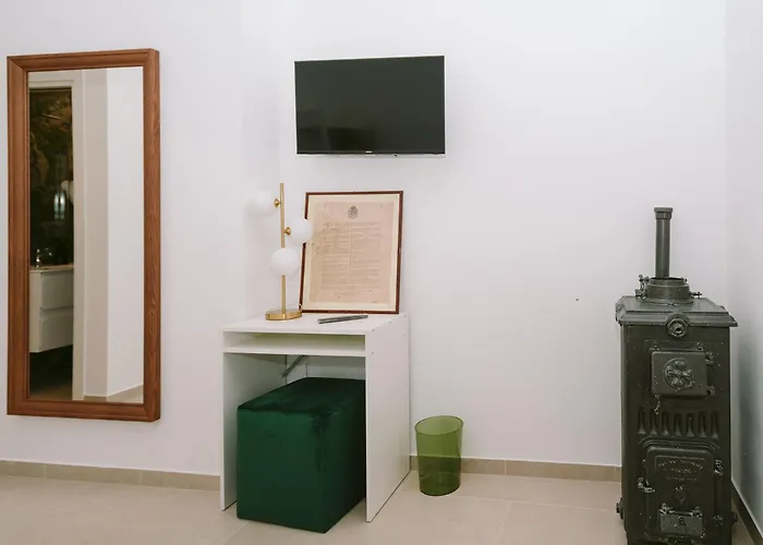 Opera House Pensión 3*